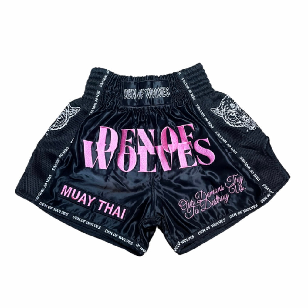 SHE outlet WOLVES ARCH TRAINING SHORTS