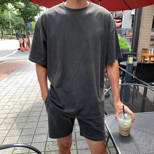 How do you style a Heavy T-shirt?